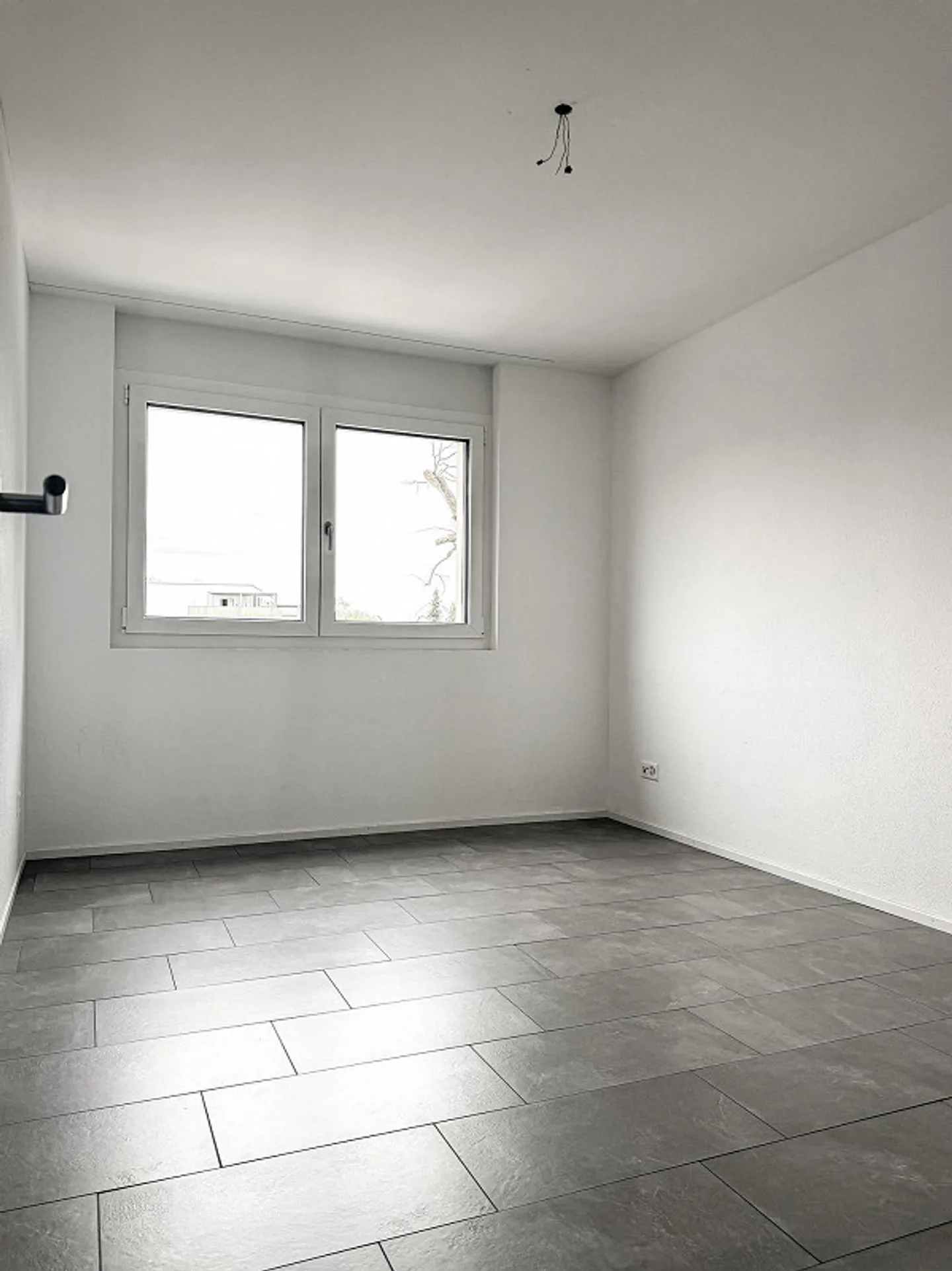 Schöne 4.5 Zimmer Wohnung, zentrale Lage - Foto 8 von 12