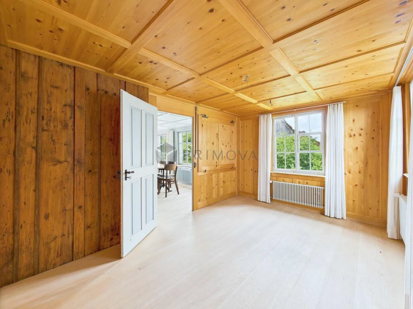 Proprietà unica ed esclusiva nella Svizzera orientale con fienile e enorme... - Foto 10 di 19