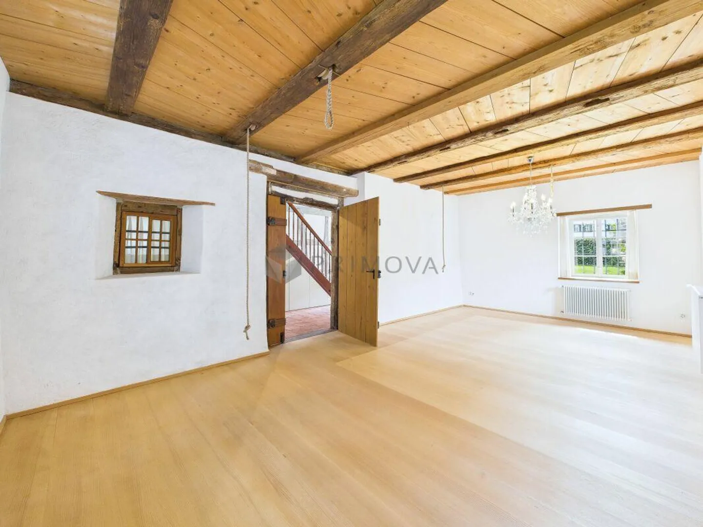 Proprietà unica ed esclusiva nella Svizzera orientale con fienile e enorme... - Foto 4 di 19