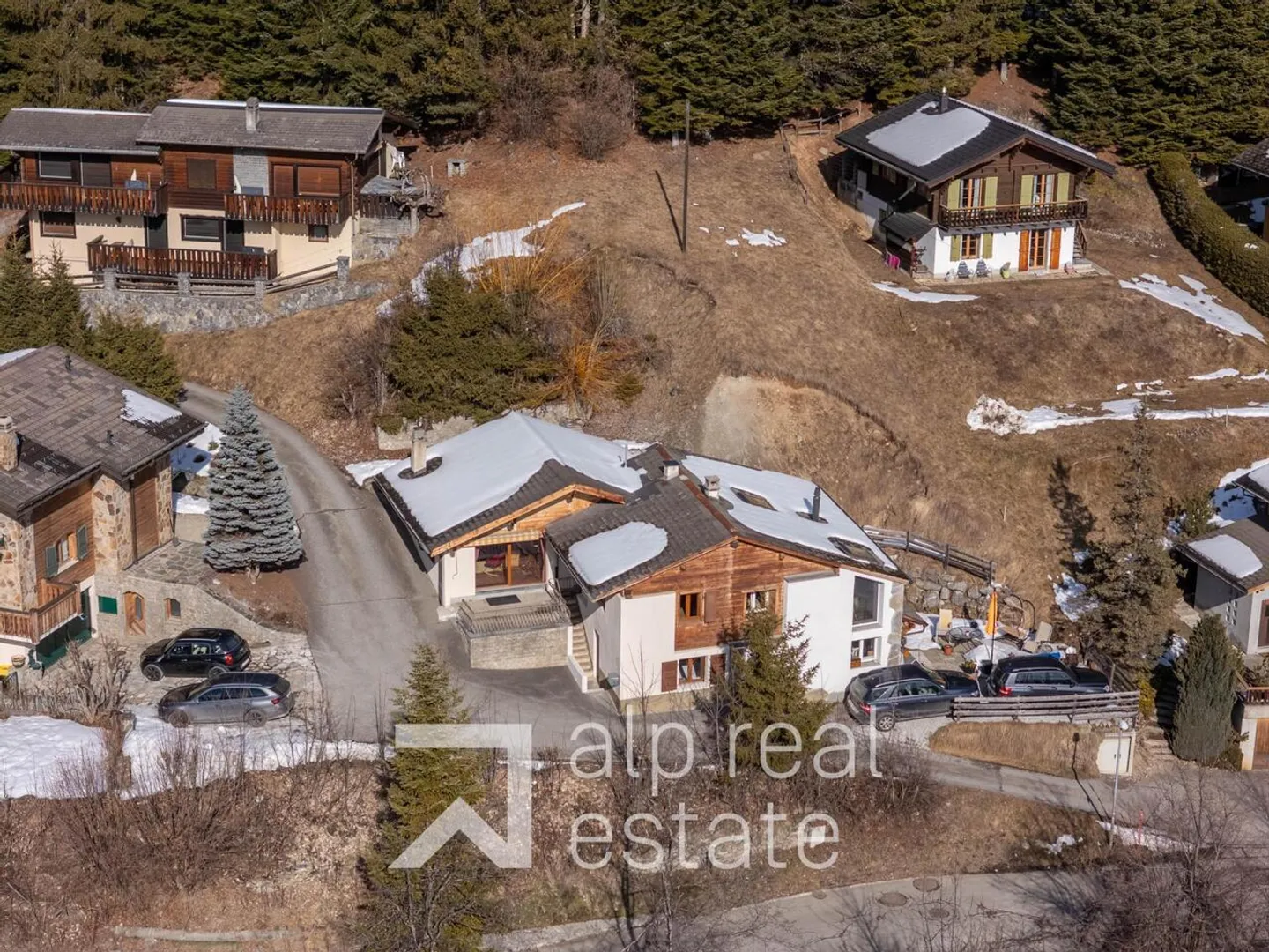 Charmantes Doppeleinfamilienhaus in Ovronnaz - Foto 2 von 7