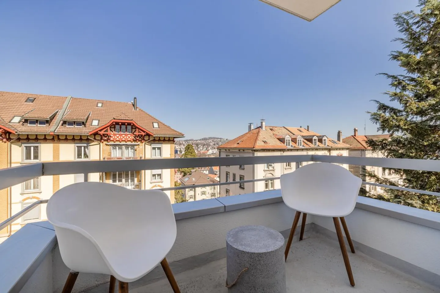Furnished 1.5-room apartment with balcony in the city of St. Gallen - Photo 6 of 6