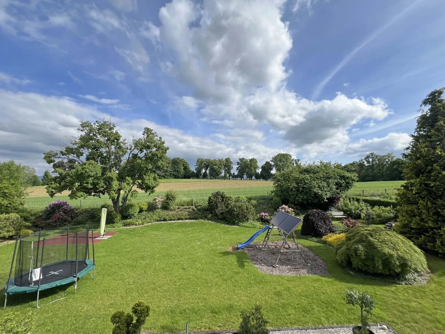 Property with 7.5 rooms and charm, on the edge of an agricultural zone - Photo 10 of 12