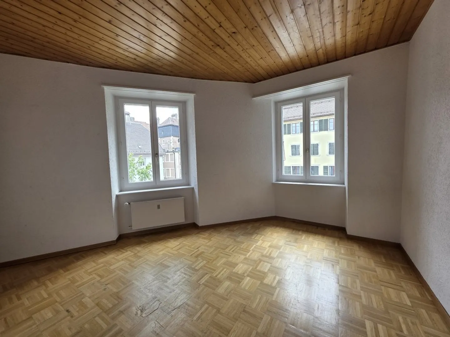 Spacieux 4,5 pièces de 92 m2 avec cheminée et cachet - Photo 6 sur 10