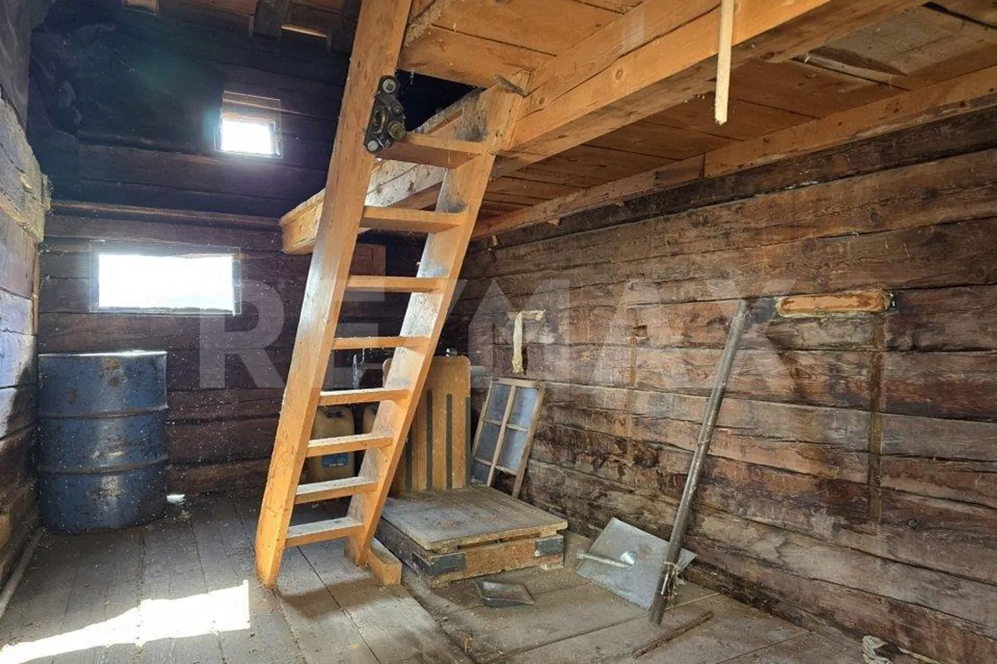 Grange charmante avec projet de rénovation approuvé à Albinen (VS) à vendre - Photo 9 sur 13