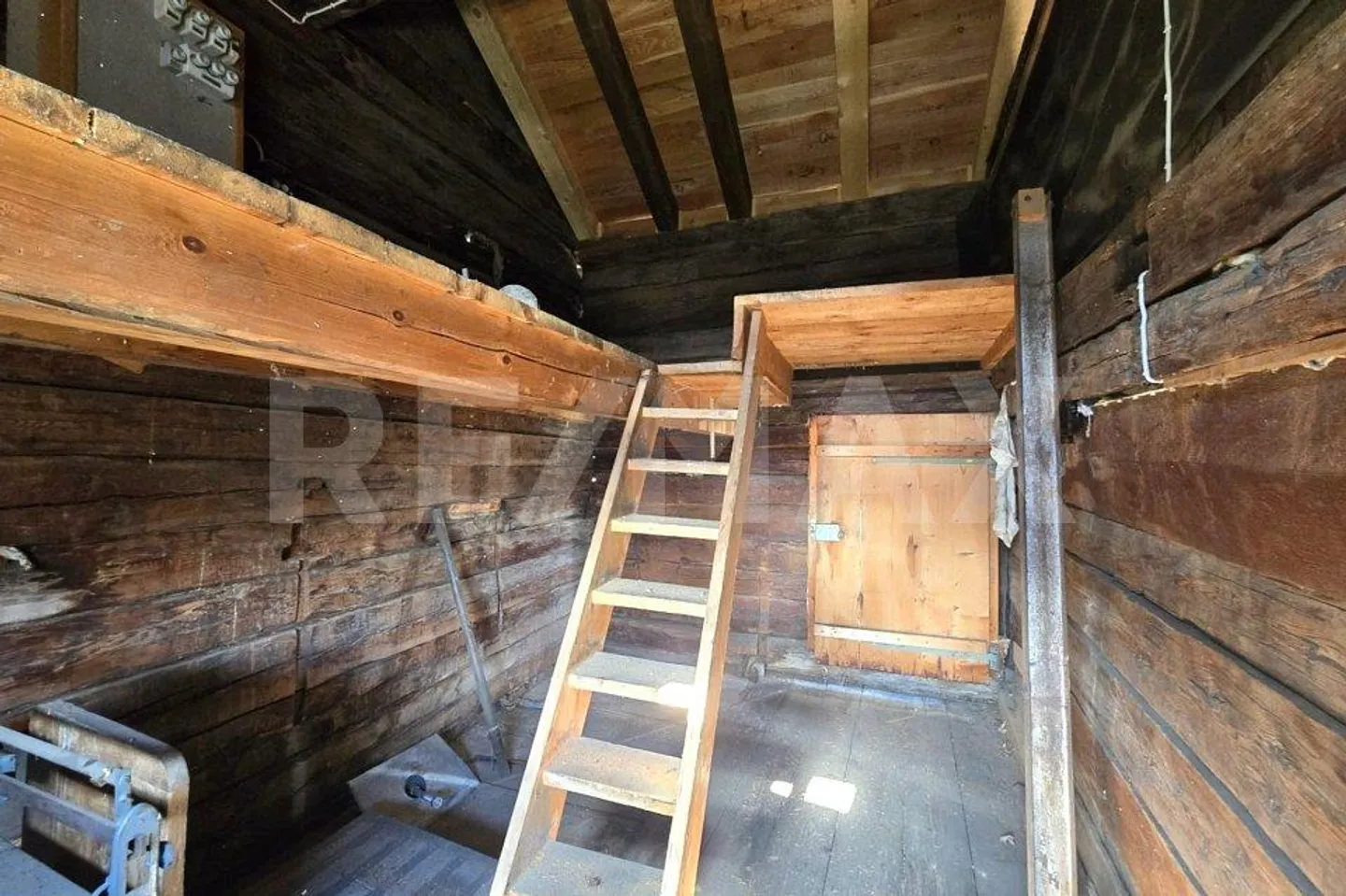 Grange charmante avec projet de rénovation approuvé à Albinen (VS) à vendre - Photo 10 sur 13