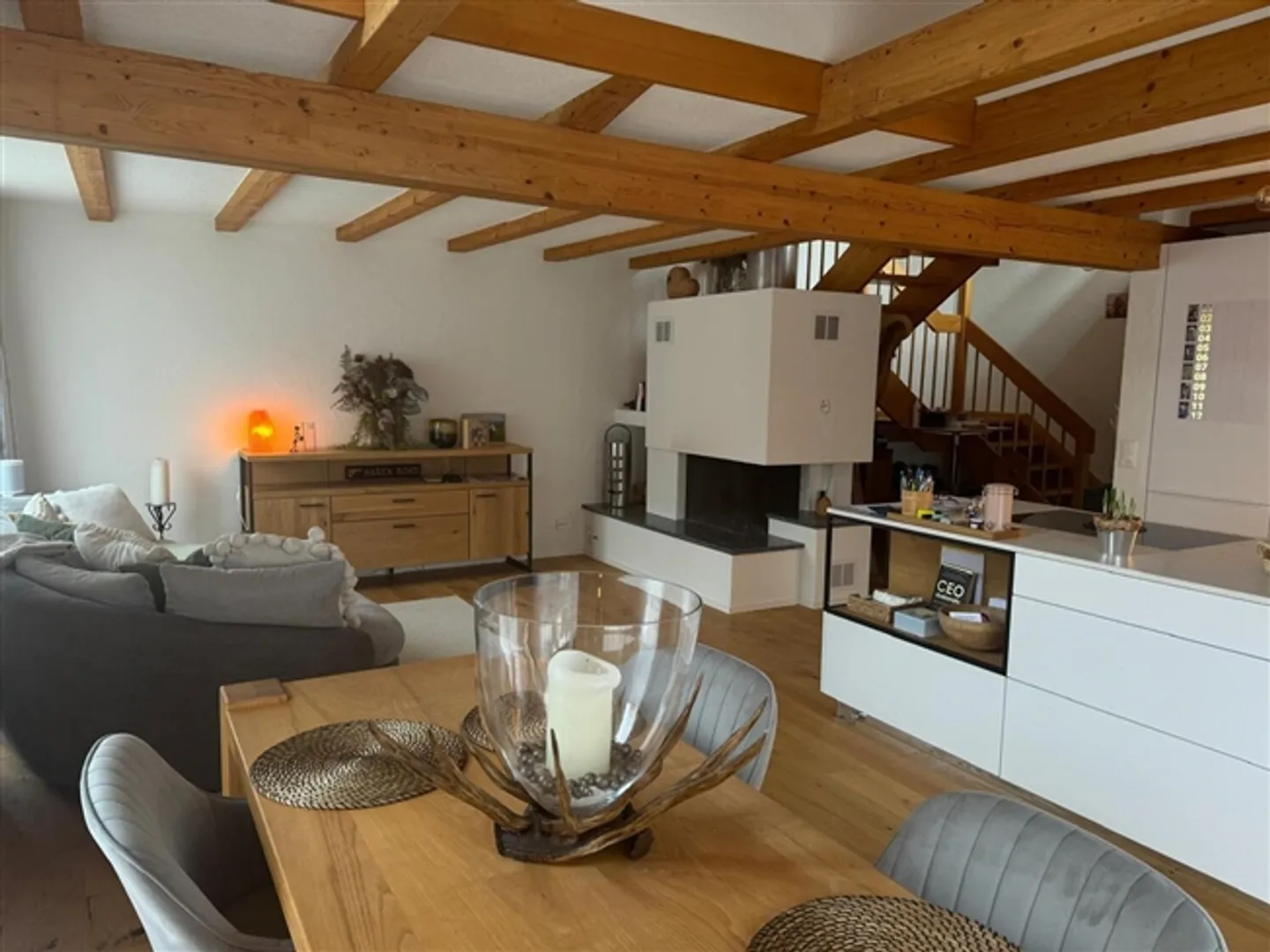 Appartement en duplex de 3½ pièces à Dübendorf (ZH), meublé - Photo 3 sur 4