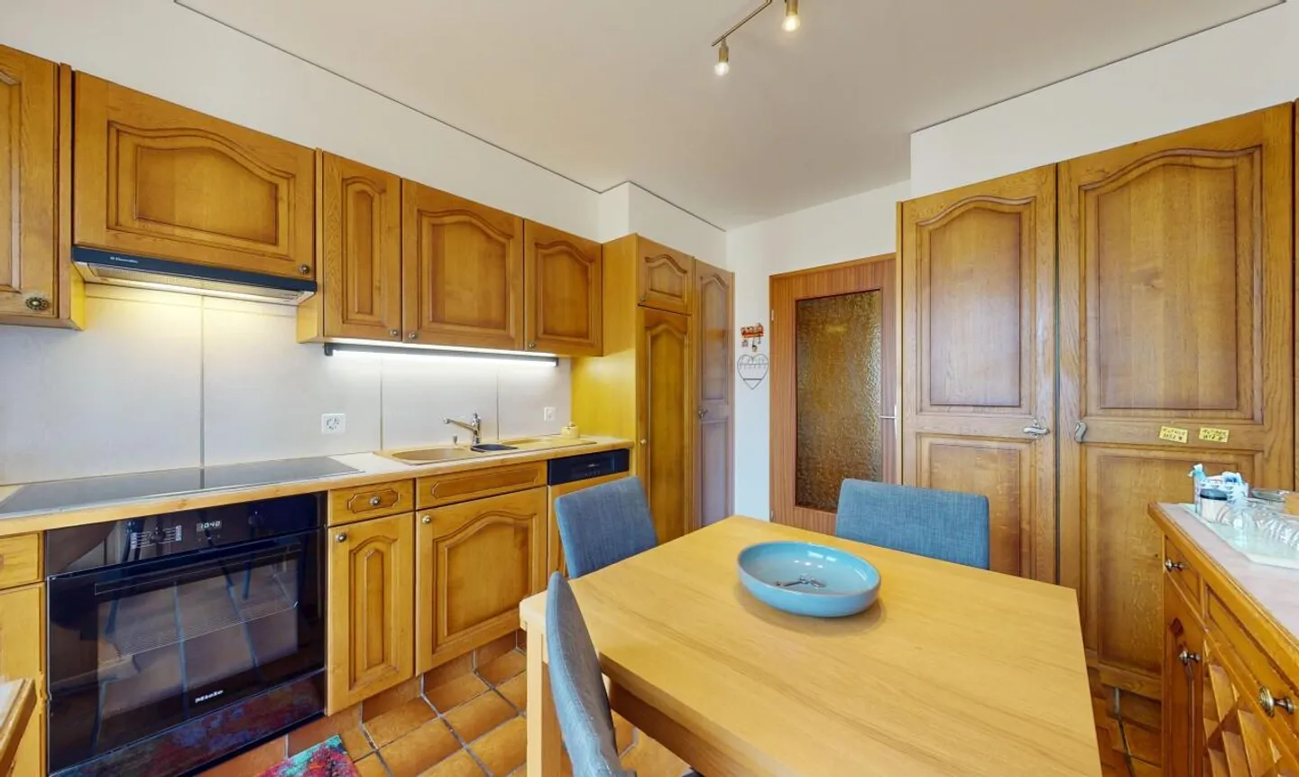 Appartement à vendre - Photo 2 sur 11