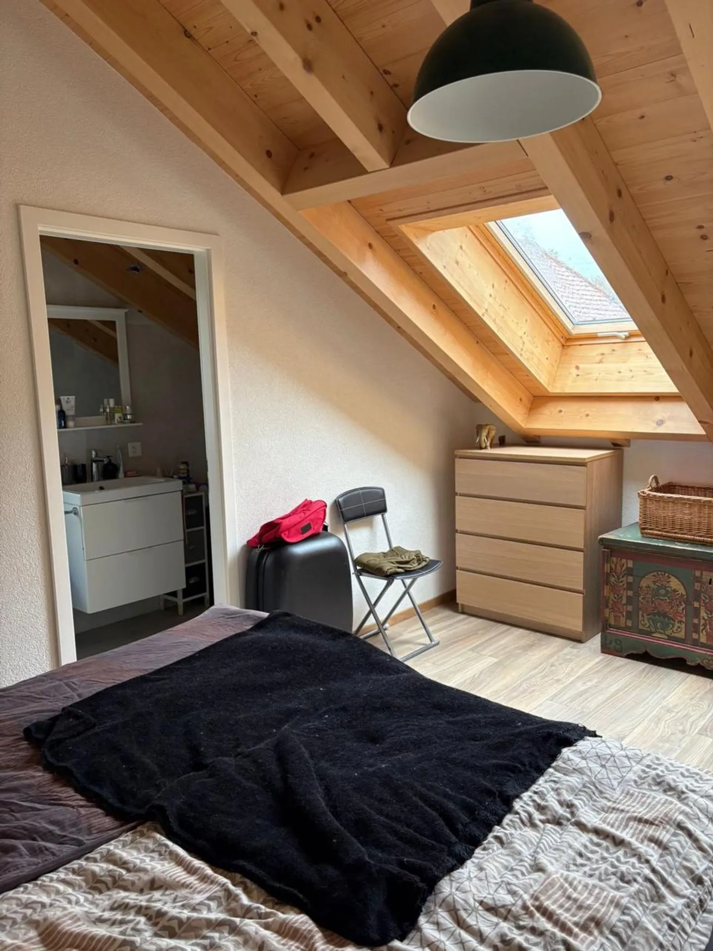 In affitto? Grande appartamento di 5,5 stanze a L'Isle - Foto 3 di 6