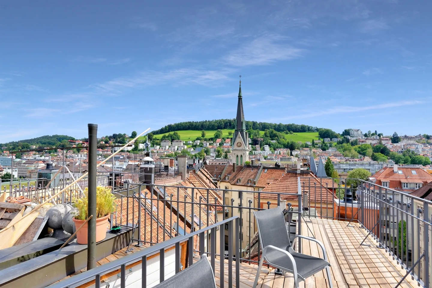 Appartement en duplex unique avec une superbe terrasse sur le toit - Photo 10 sur 10
