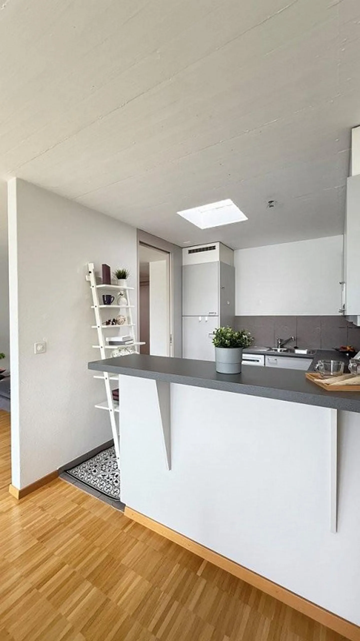 5.5 Zimmer Wohnung - Foto 2 von 12