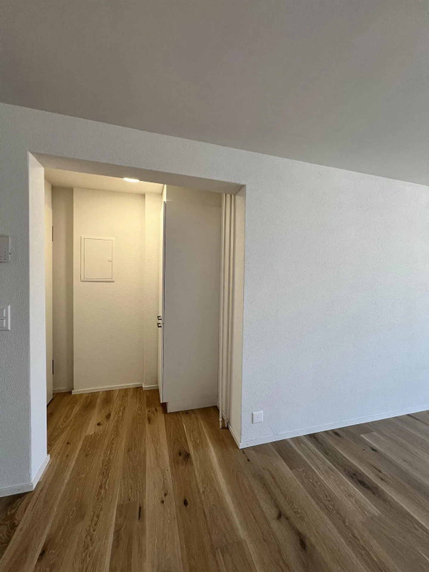Renovierte Wohnung mit Balkon - Foto 7 von 13