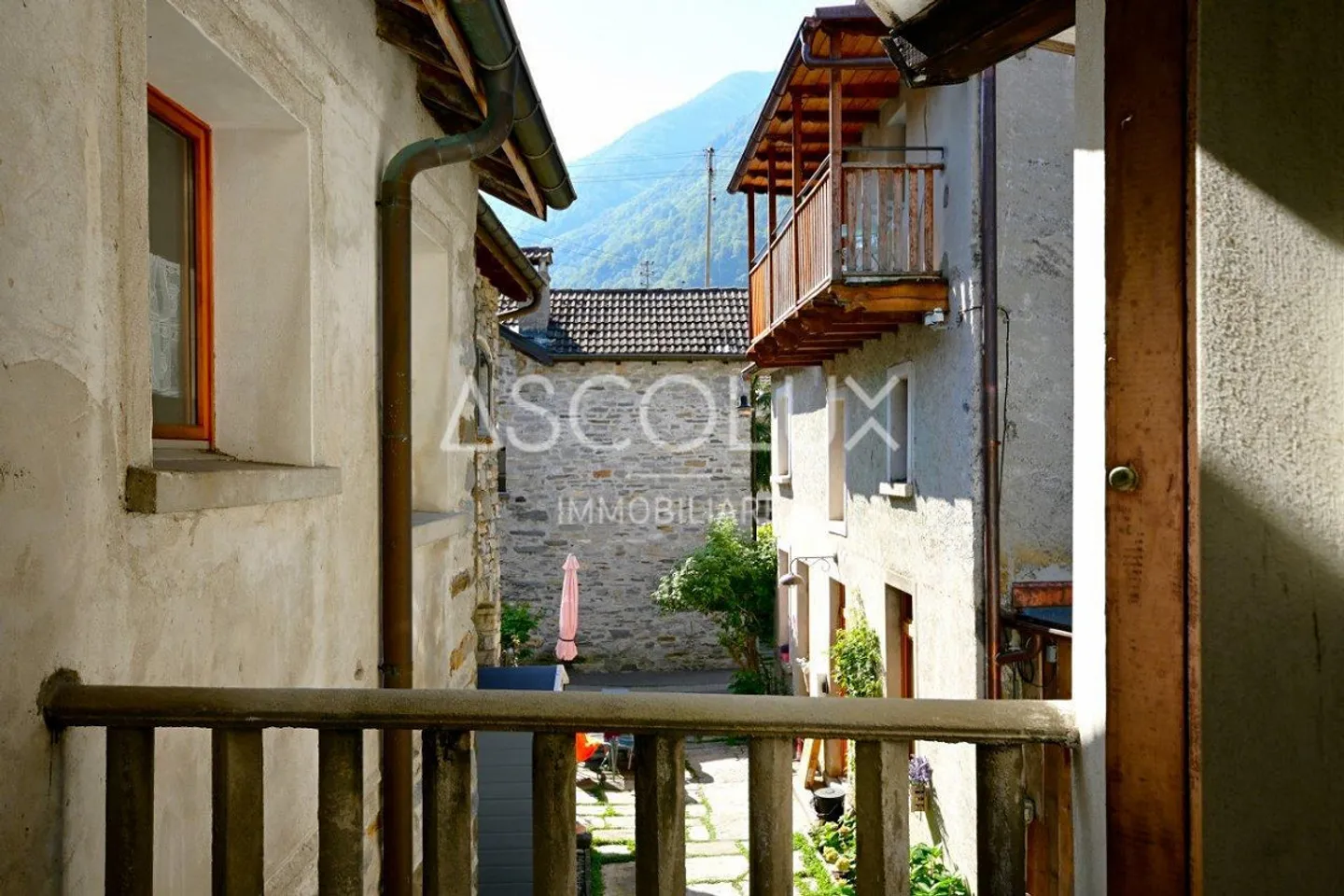 Progetto di ristrutturazione affascinante a Moghegno - Foto 2 di 13