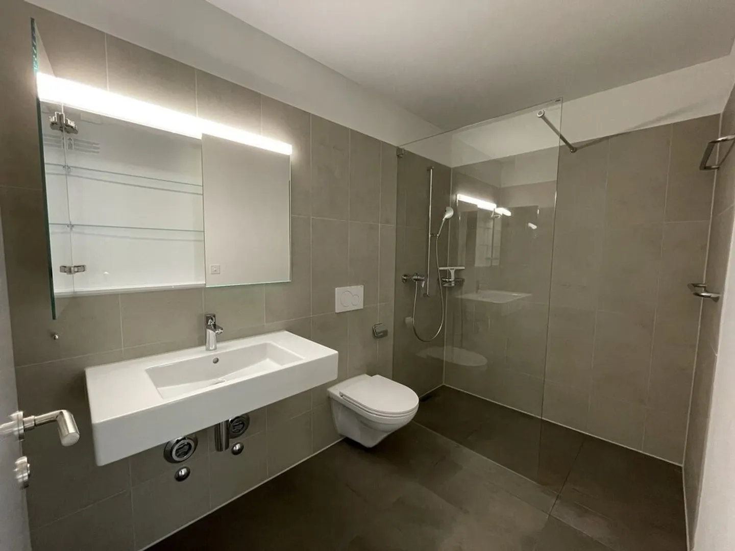 Appartement 4.5 pièces - Photo 3 sur 5