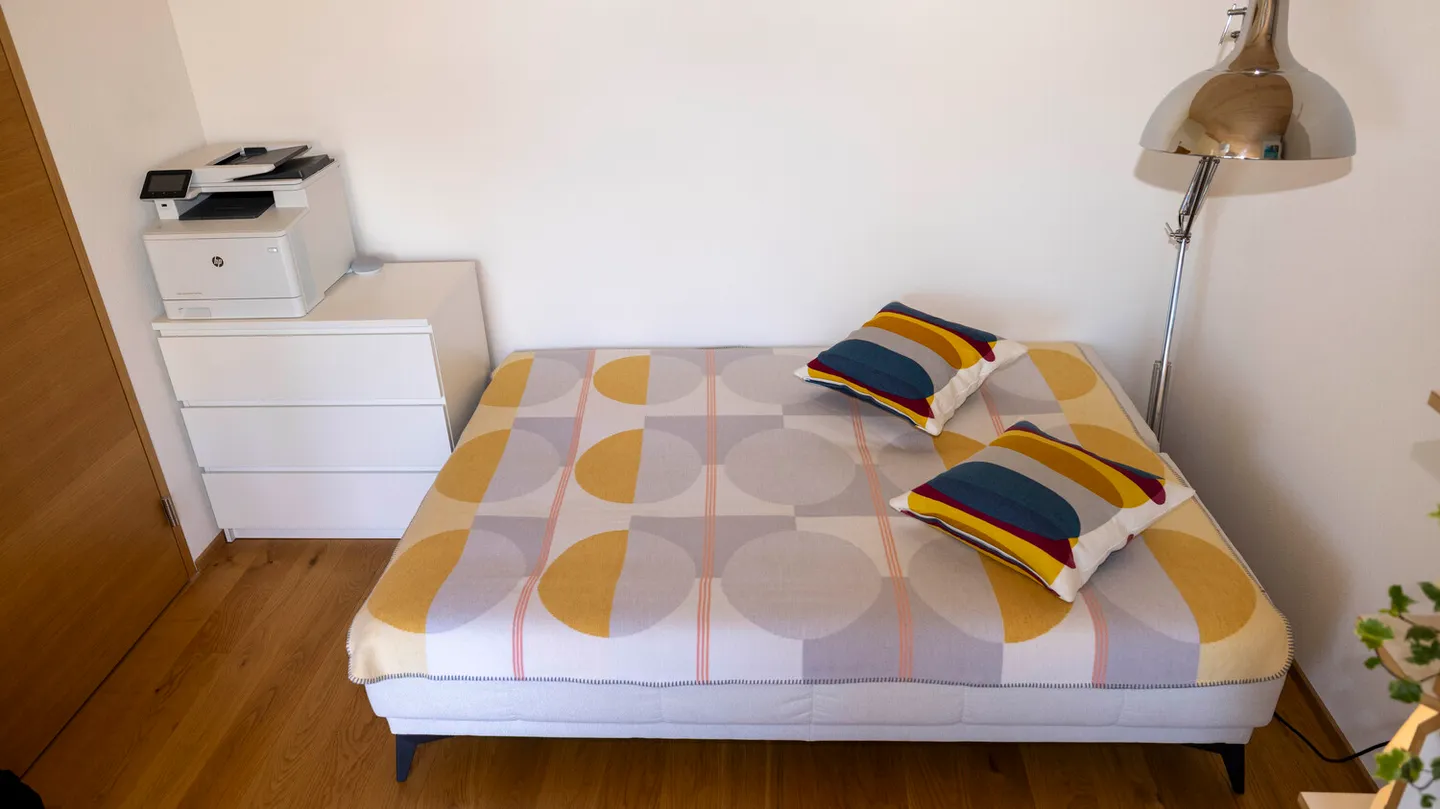 APPARTEMENT 2½ PIÈCES À SARNEN (OW), MEUBLÉ, TEMPORAIRE - Photo 4 sur 10