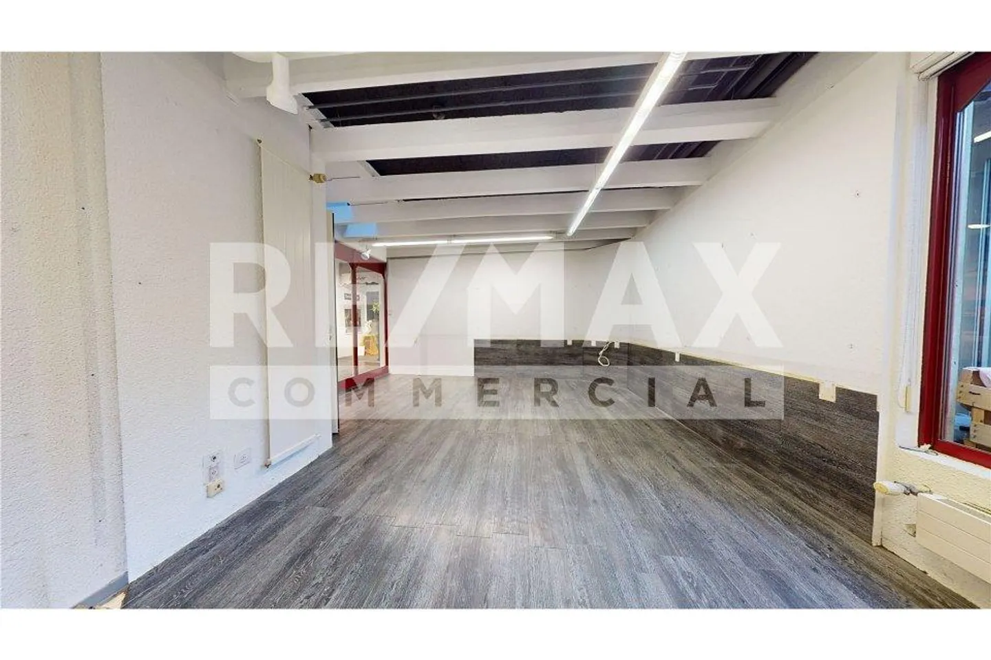Espace commercial à vendre - Photo 3 sur 6