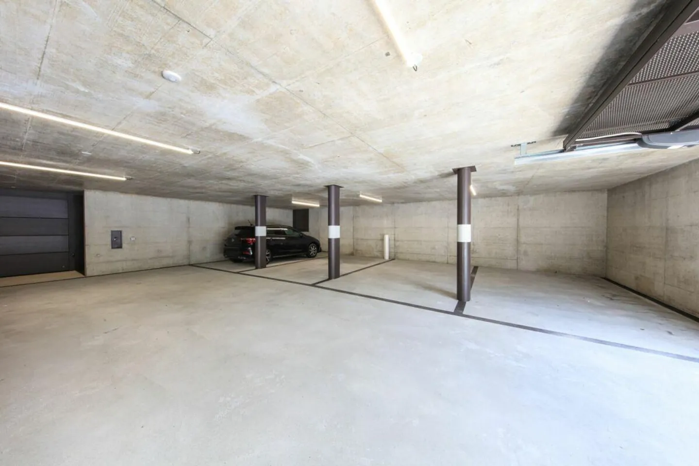 MINUSIO - Nuovo ed elegante appartamento di 4,5 stanze con grande giardino - Foto 23 di 24