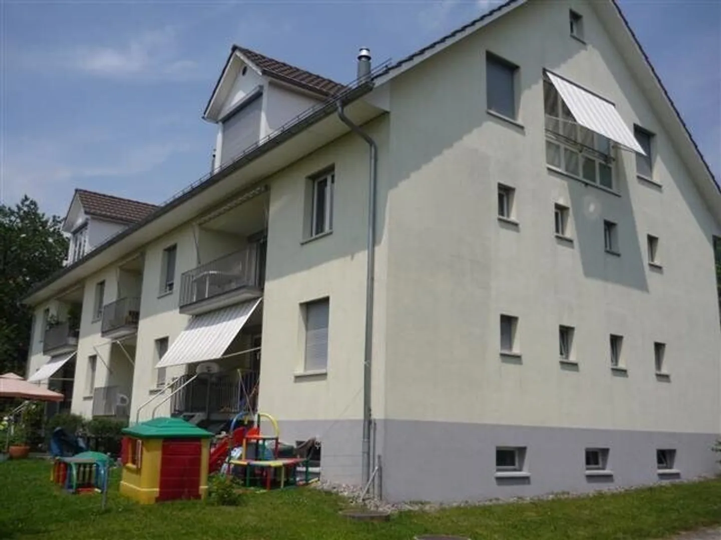 Vie tranquille dans le vert - Photo 1 sur 8