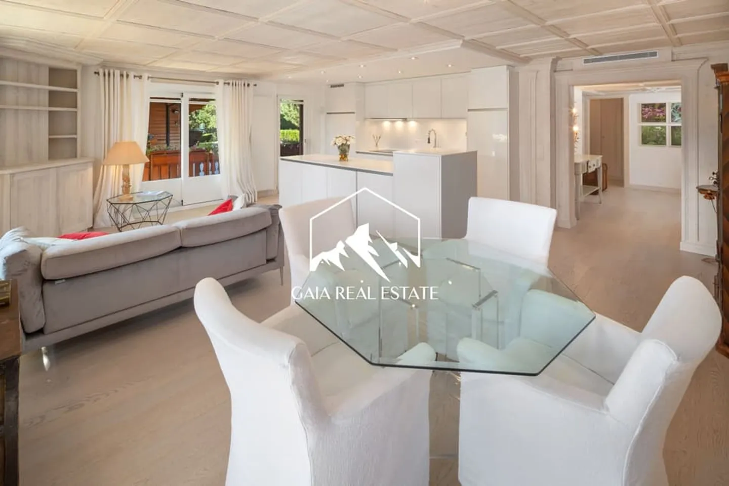 Appartement de Style Chalet à Crans - Photo 5 sur 13