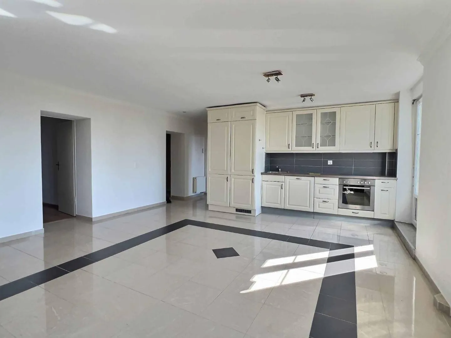 Charmante Wohnung in Veytaux - Foto 4 von 10