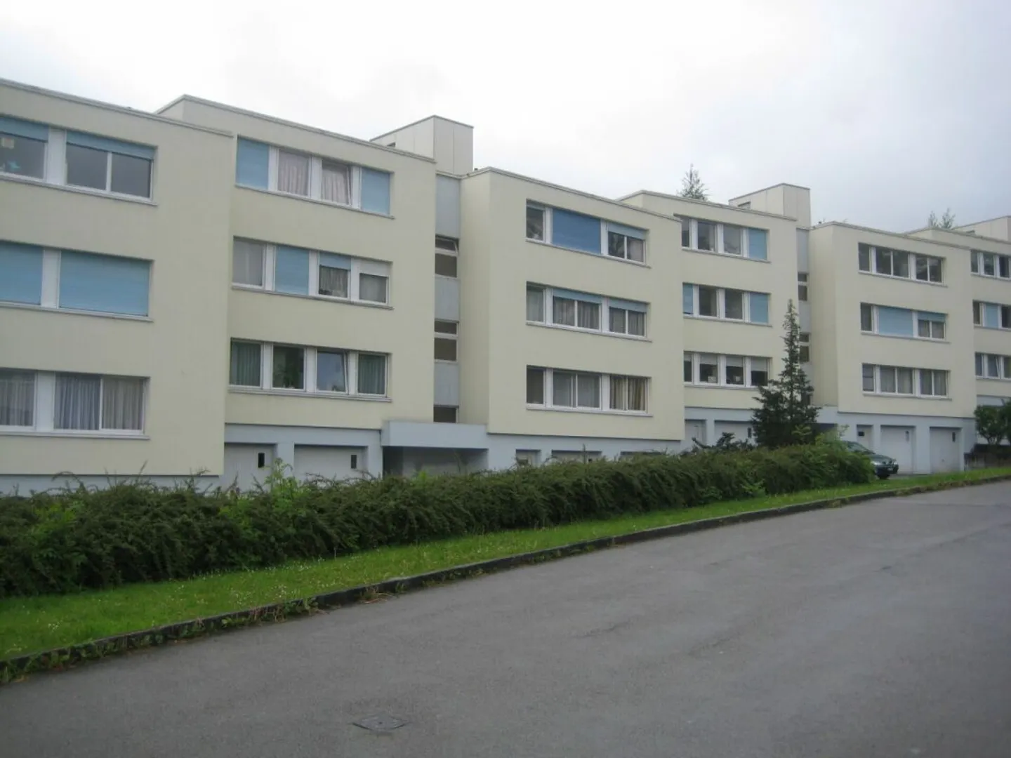 Spazioso appartamento di 3.5 locali con bella vista - Foto 1 di 11