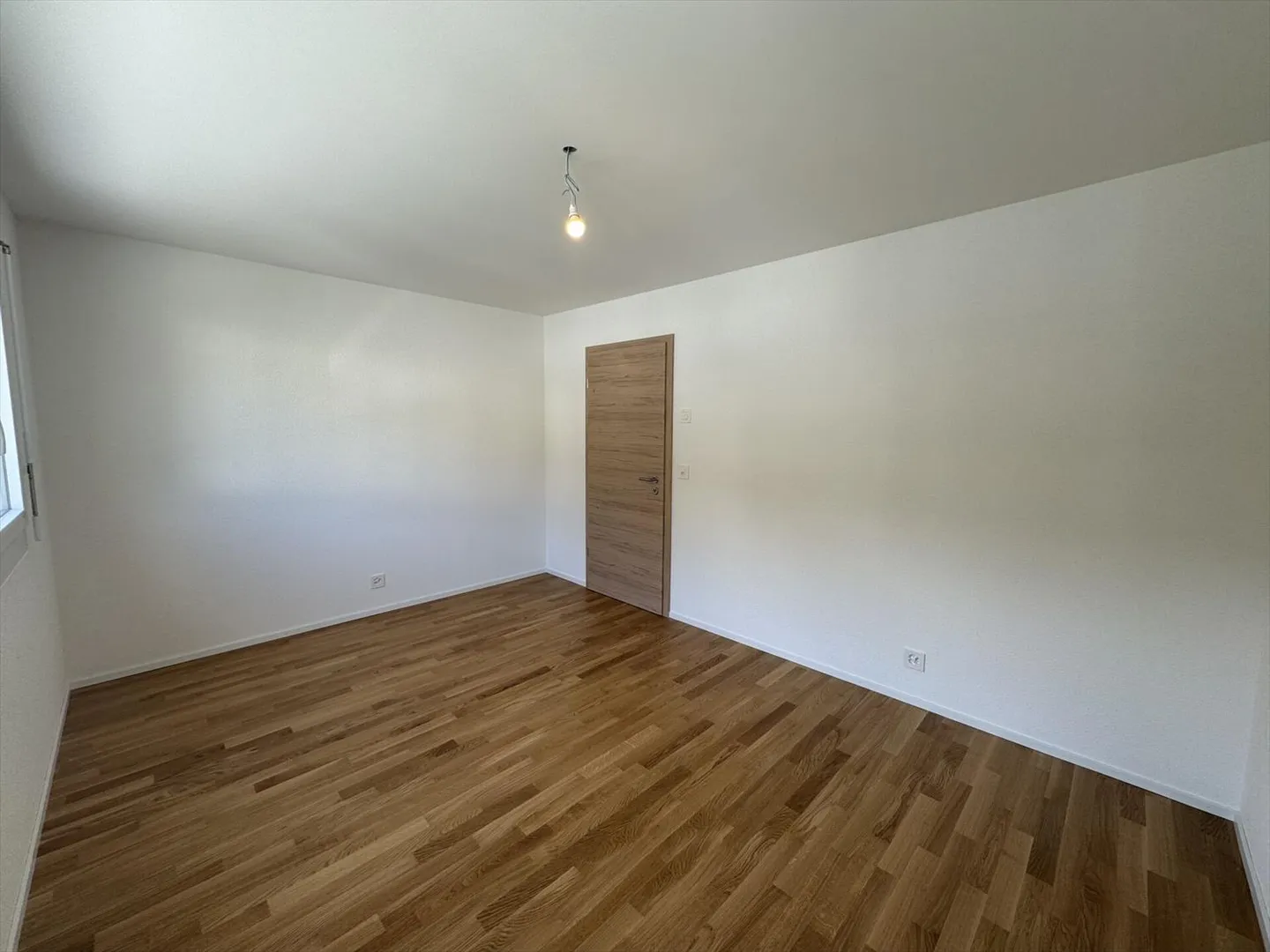 New 4.5-room apartment located in the center of Riddes - Photo 9 of 13