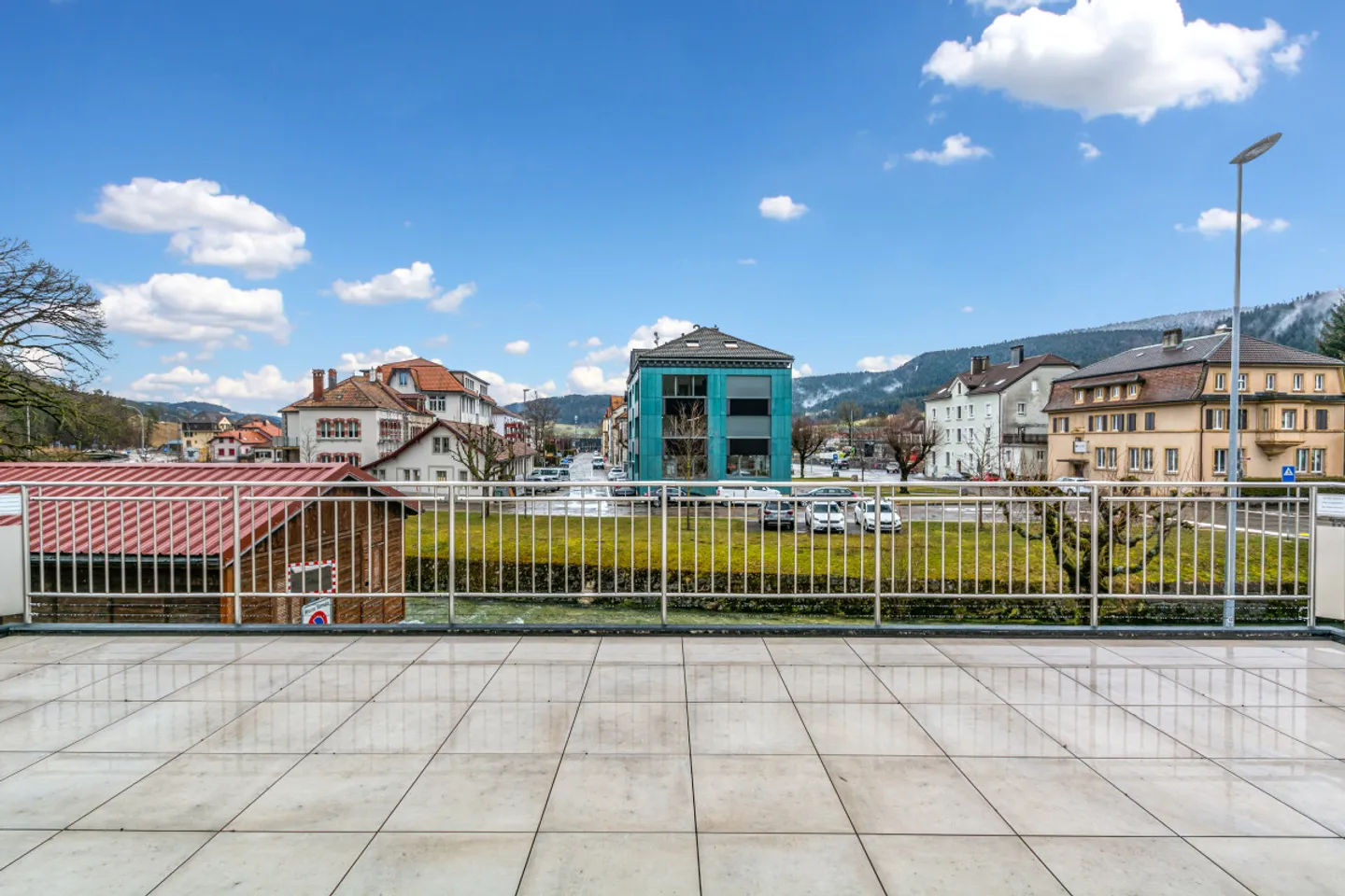 Immeuble Mixte Exceptionnel - Photo 2 sur 21