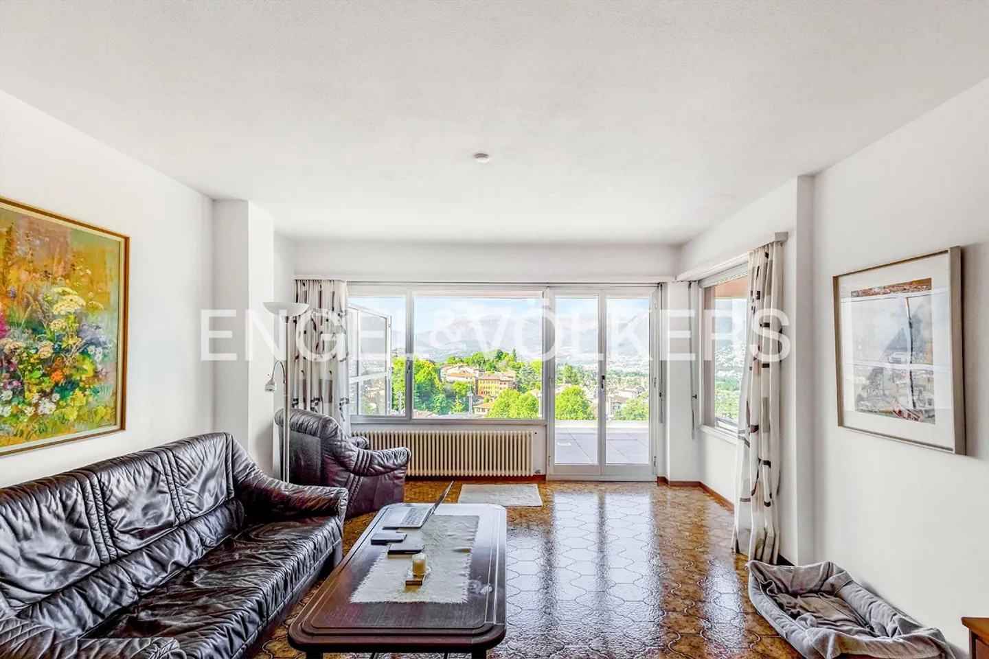 Oasis of Tranquility with Terrace and Lake View in Montagnola - Photo 5 of 13