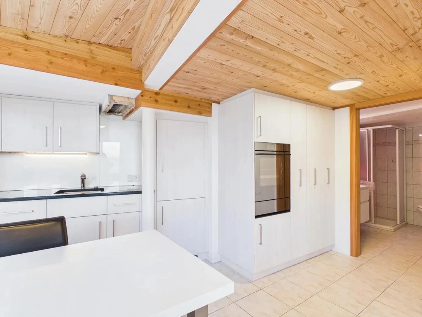 Appartamento ristrutturato di 2,5 locali a Visperterminen - Foto 2 di 13
