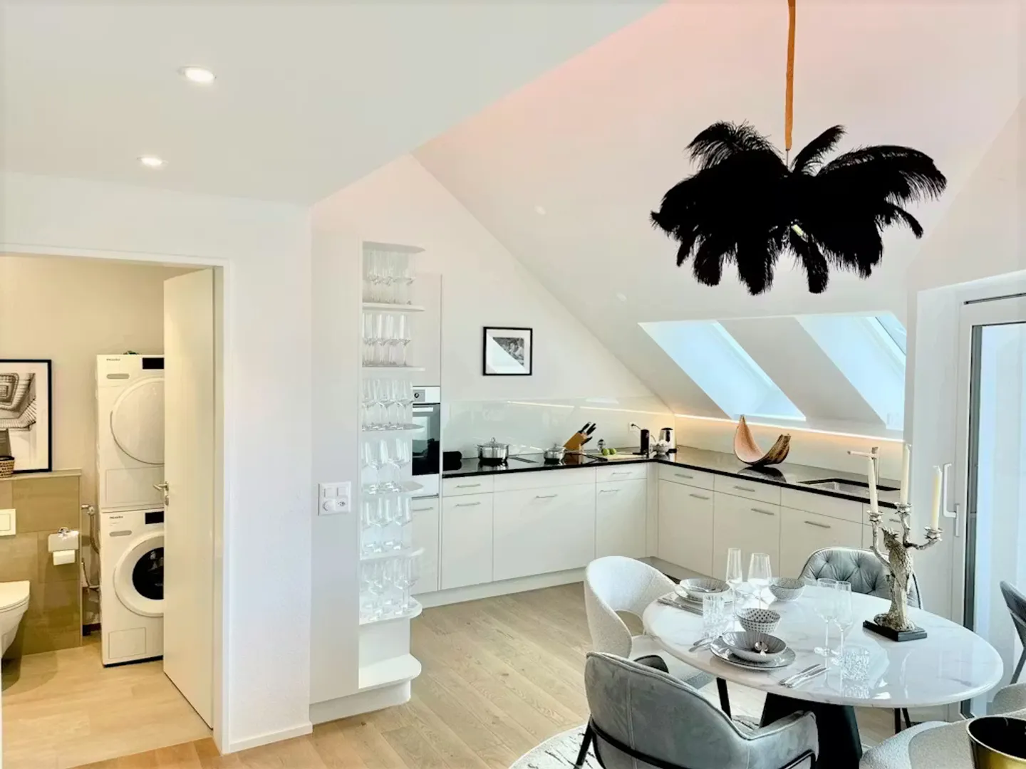 Apartment for rent - Photo 3 of 10