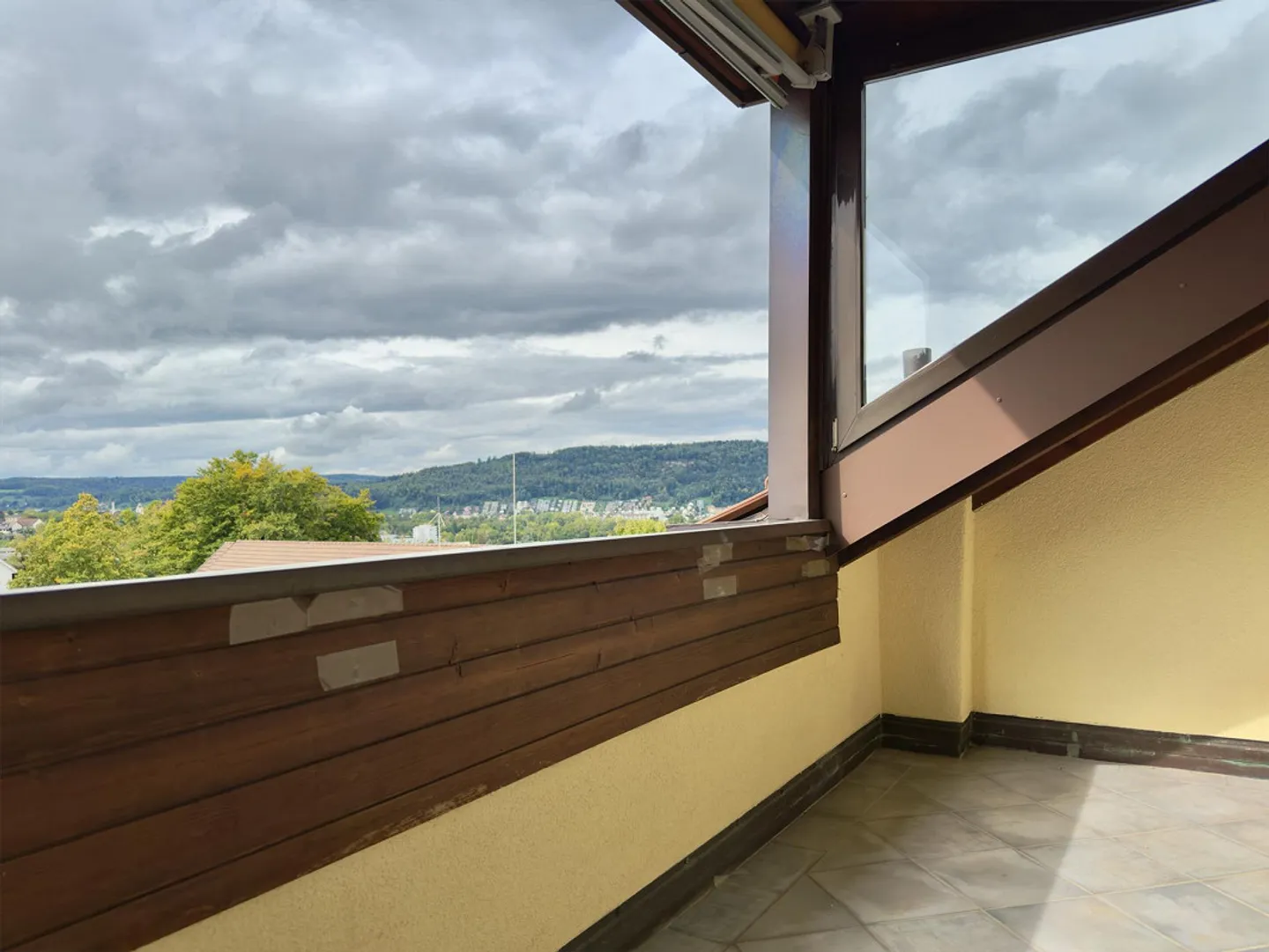 Beautiful 3½-room attic apartment with gallery and parking space - Photo 4 of 6
