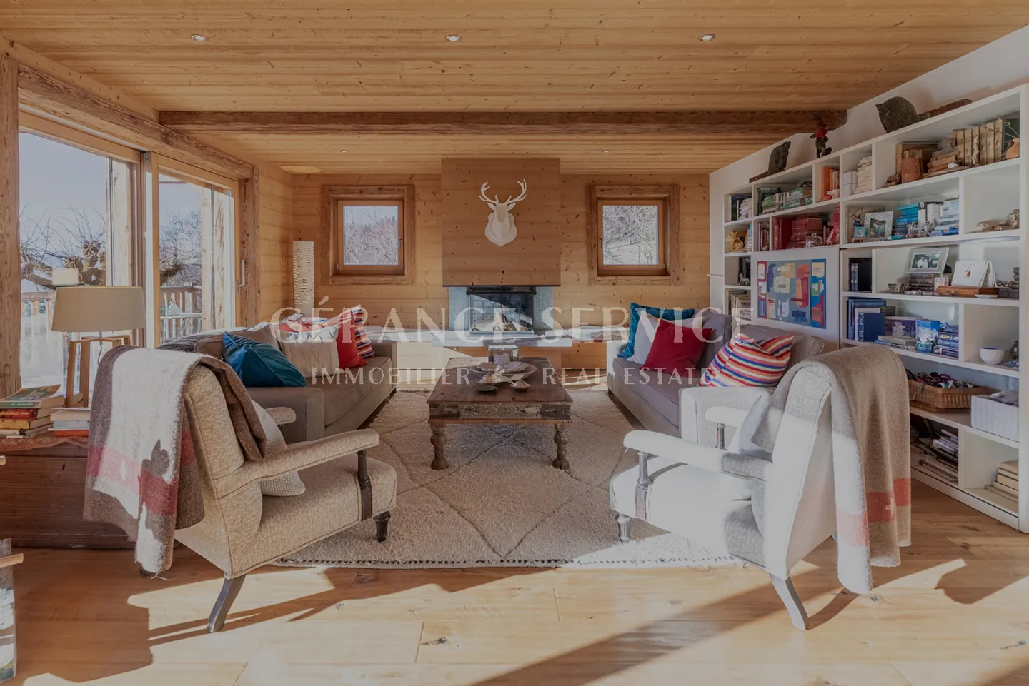 Chalet Charmant en Emplacement Ensoleillé - Photo 2 sur 13