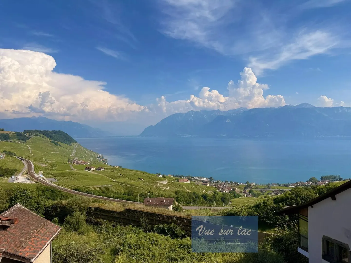 Renovierte Wohnung mit Charakter, atemberaubender Blick in Grandvaux - Foto 1 von 13