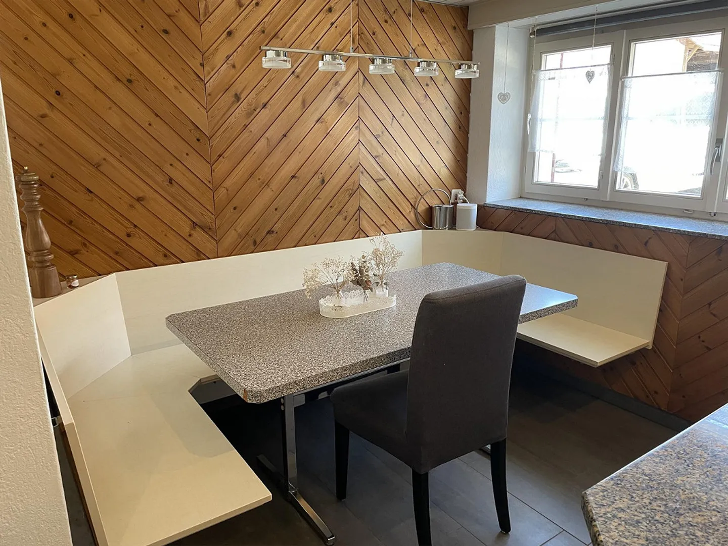 Spacious house section with garage and garden in rural area - Photo 9 of 9