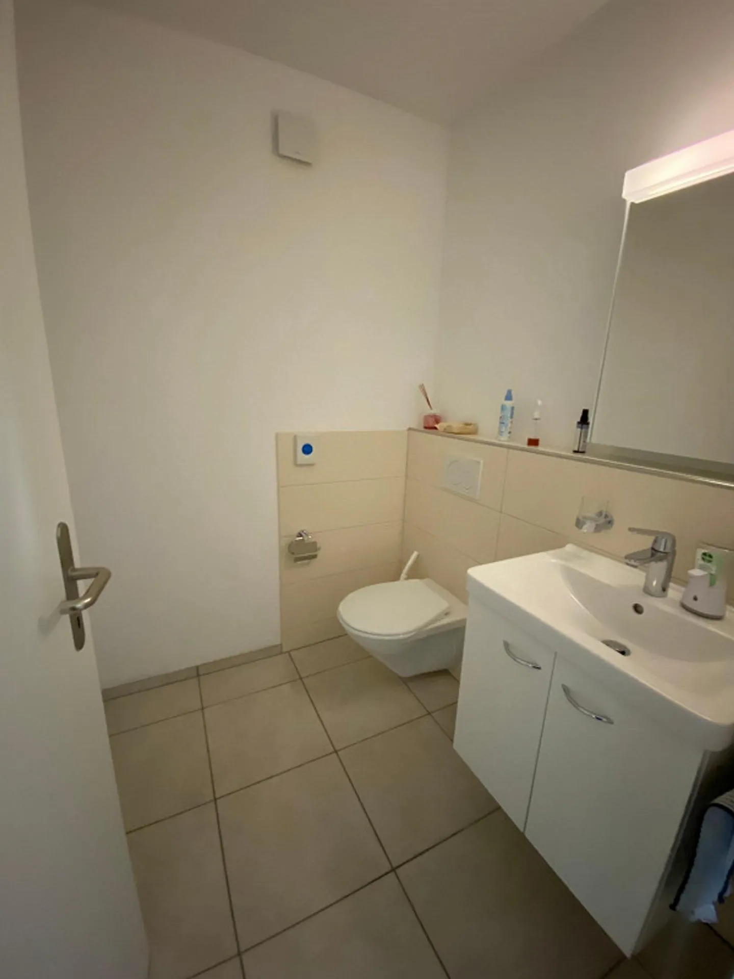 Grosszügige Gewerbefläche mit Balkon - Foto 4 von 12