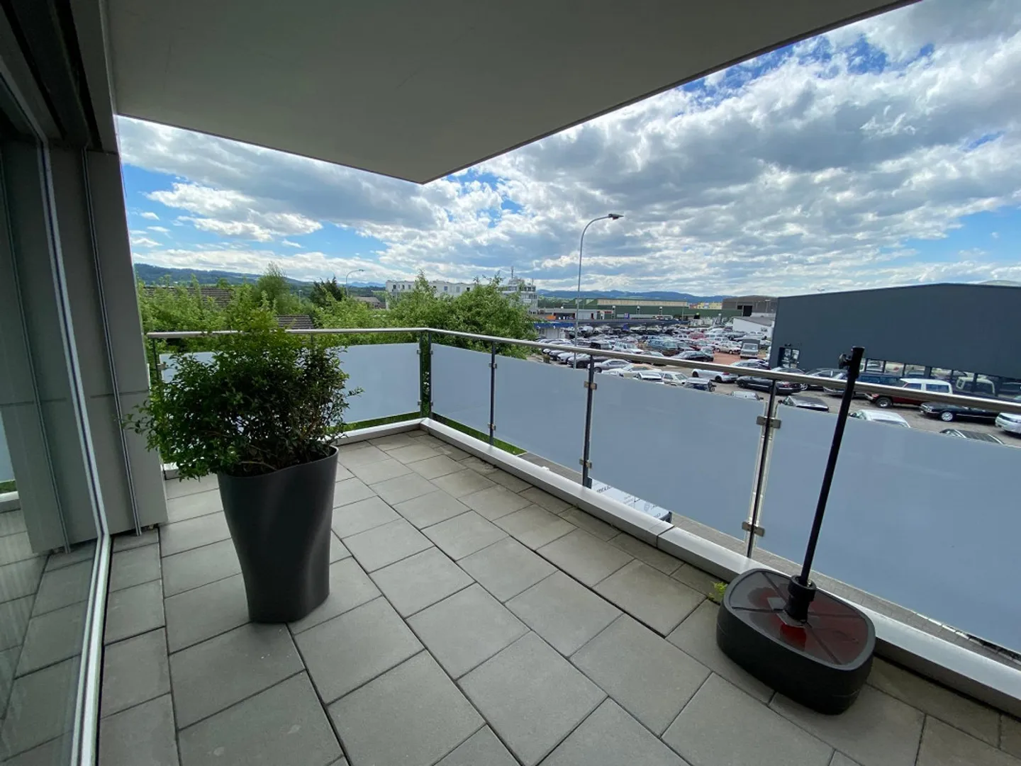 Grosszügige Gewerbefläche mit Balkon - Foto 11 von 12