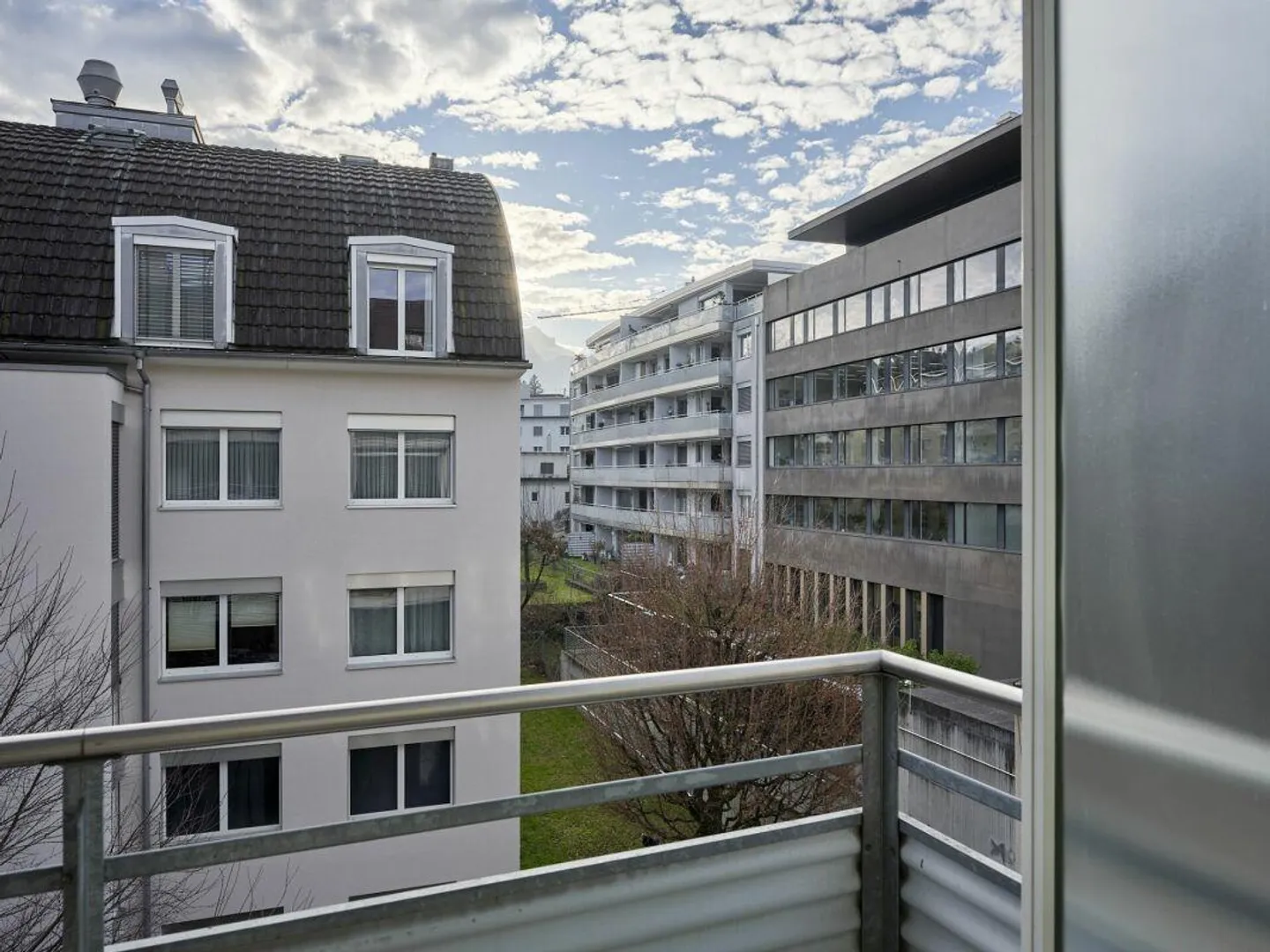 Vita cittadina nel popolare quartiere di Tribschen - Foto 8 di 12