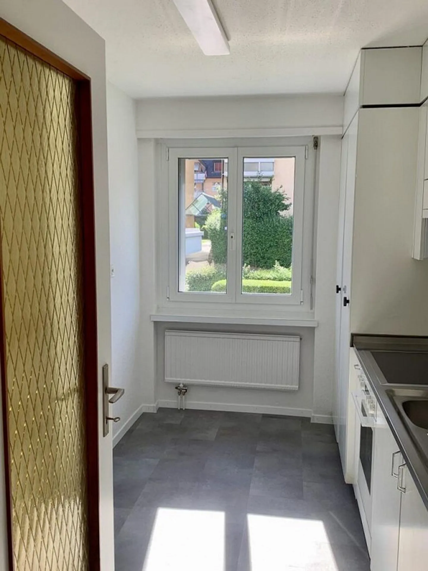 Charmante Wohnung mit Sitzplatz - Foto 2 von 11