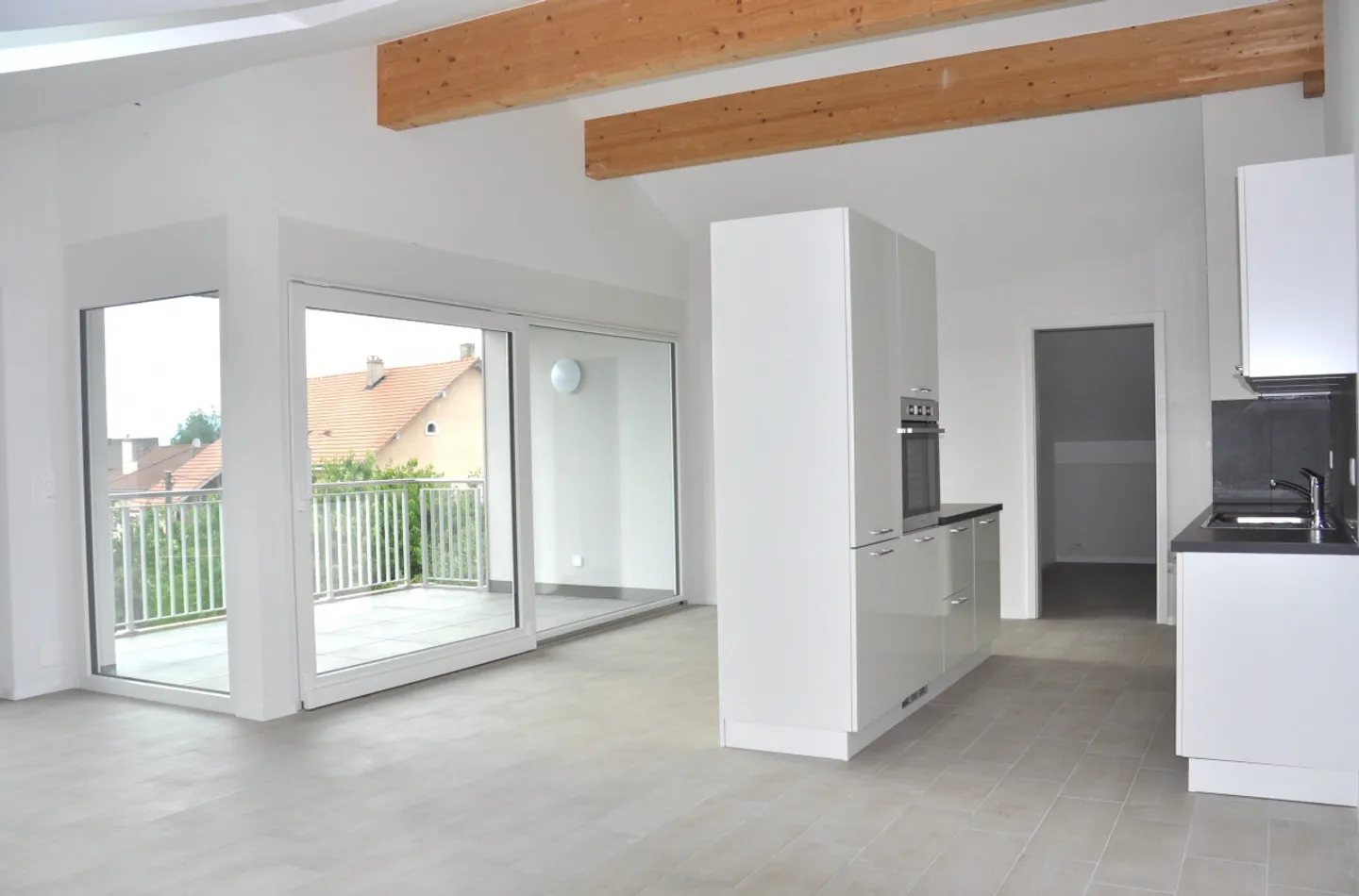 MONTAGNY-LA-VILLE - HERRLICHE DACHWOHNUNG CA. 105 M2 - Foto 2 von 7