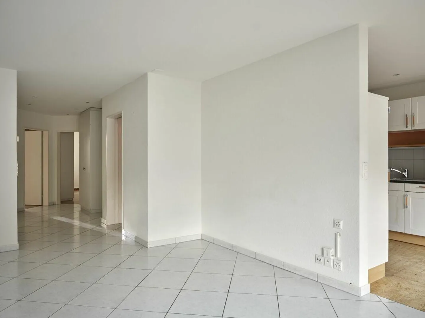 Vita cittadina nel popolare quartiere di Tribschen - Foto 9 di 12