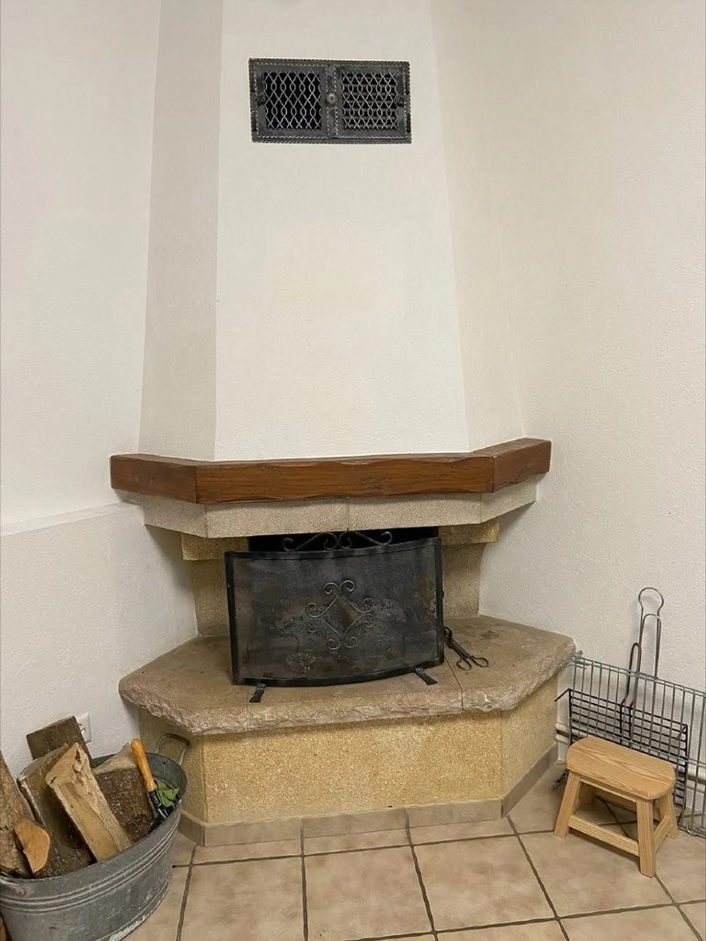 ELEGANTE UND HELLER WOHNUNG - Foto 4 von 6