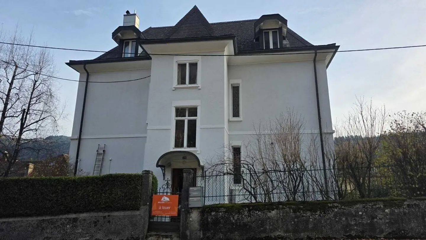 ELEGANTE UND HELLER WOHNUNG - Foto 6 von 6