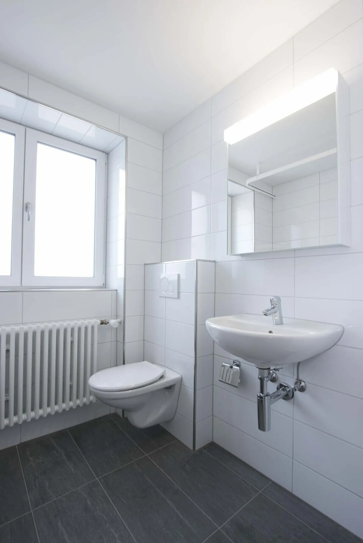 Totalement rénové - Style moderne - Photo 3 sur 9