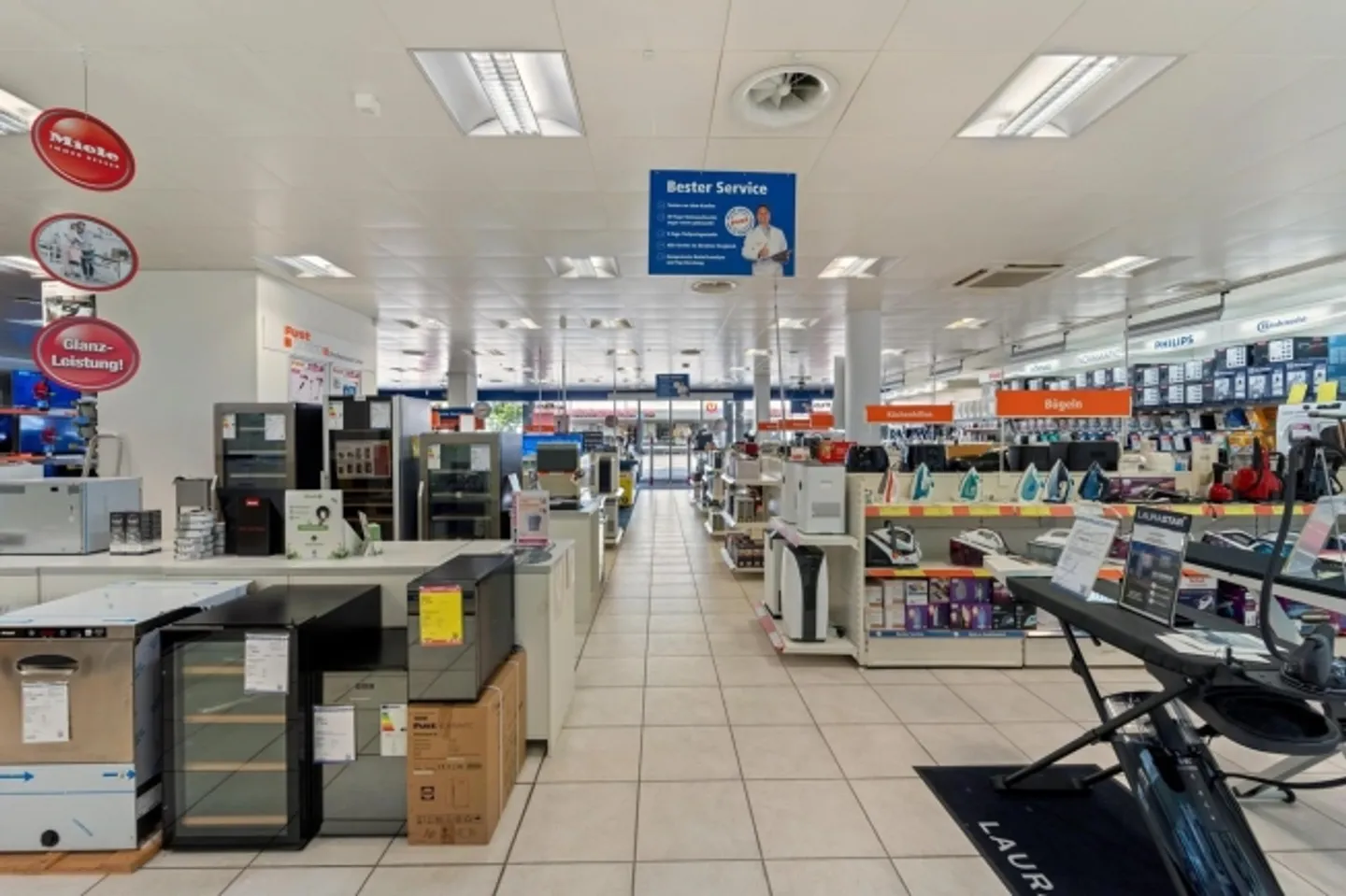 Espace de vente dans un emplacement privilégié avec un fort trafic - Photo 7 sur 7