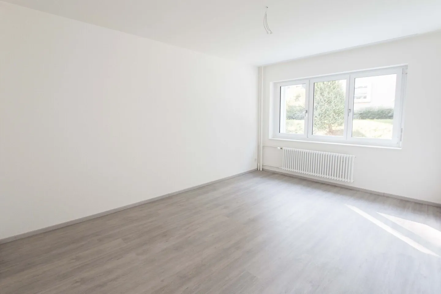Totalement rénové - Style moderne - Photo 7 sur 9