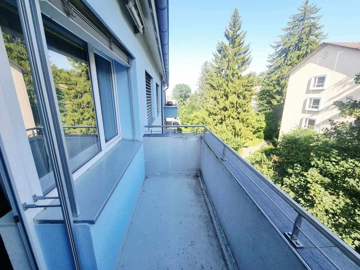 Totalement rénové - Style moderne - Photo 8 sur 9