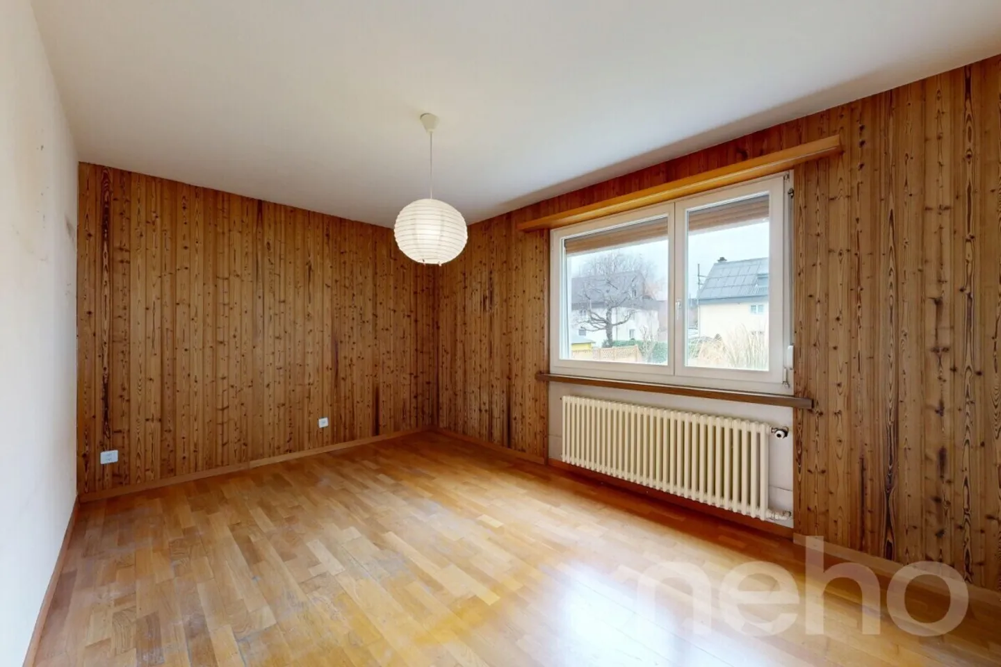 Detached single-family home with great potential in a quiet location - Photo 9 of 12