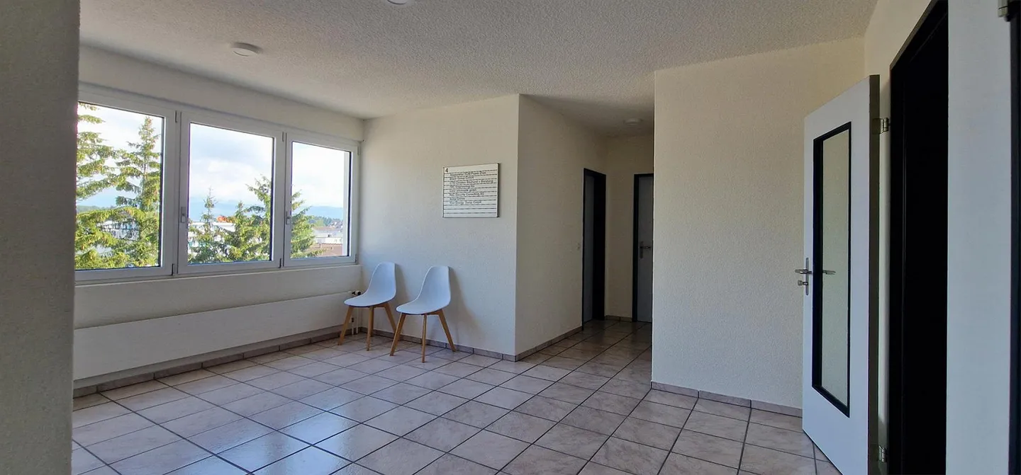 Bürofläche in Hinwil - Foto 8 von 11