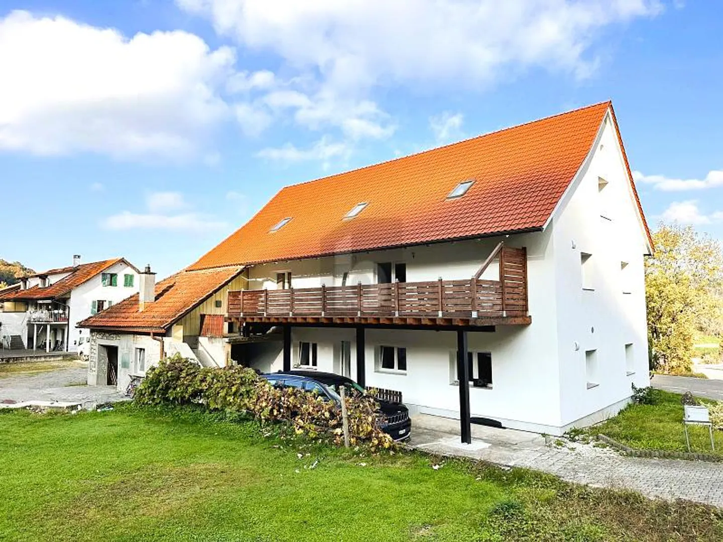 HIGH-QUALITY FULLY RENOVATED, IN A QUIET LOCATION - Photo 1 of 6