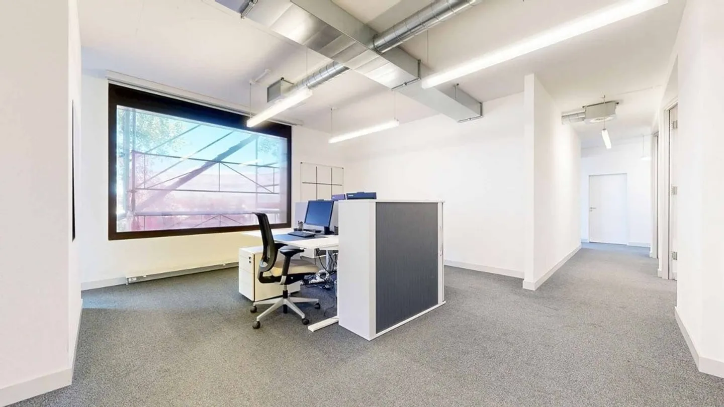 Spazio ufficio attraente a Pfäffikon - Foto 9 di 10