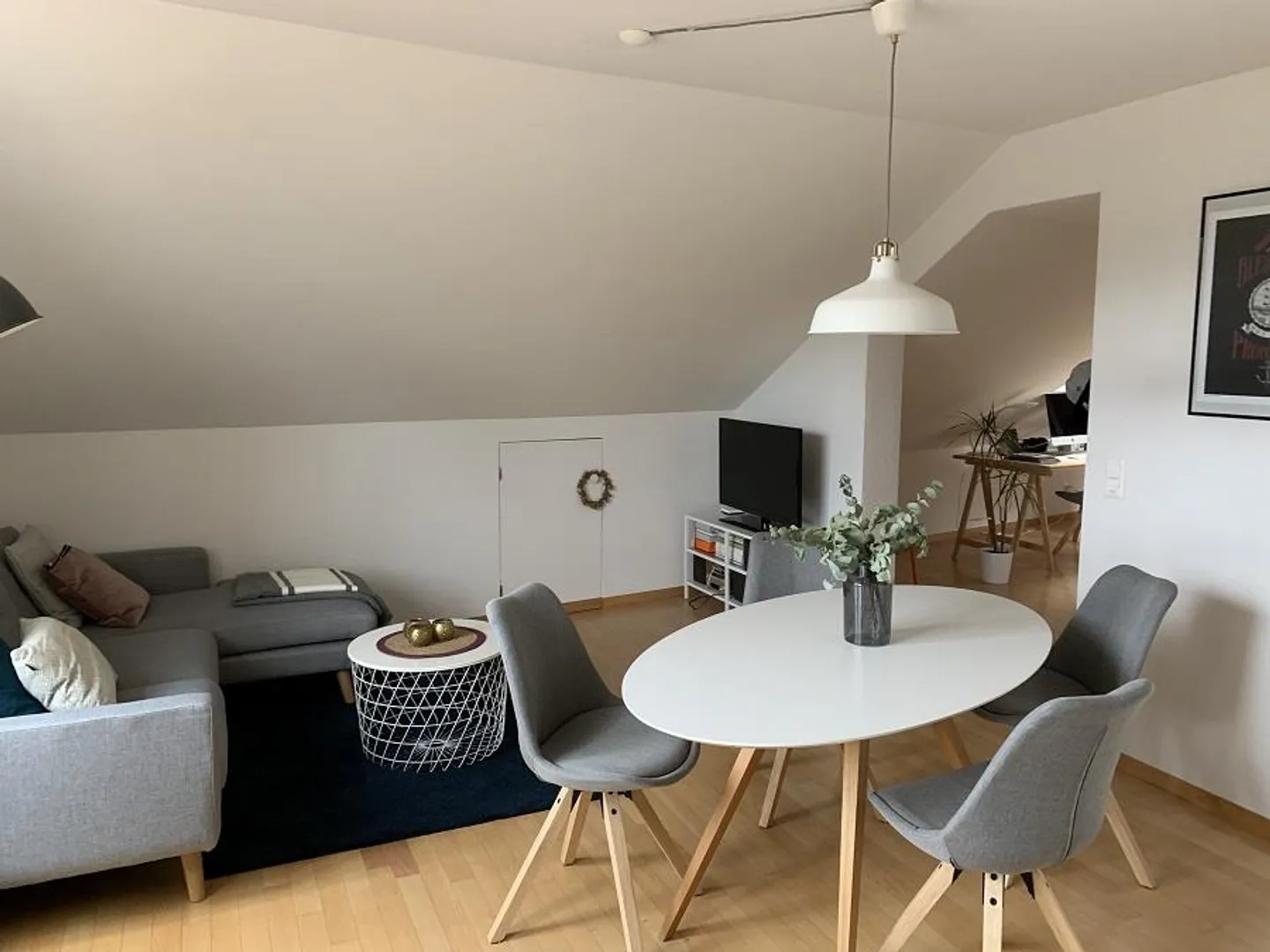 Charmante Dachwohnung in der Altstadt - Foto 7 von 9